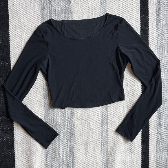 Alo Sheer Illusion Crop Long Sleeve Top - Picture 4 of 5